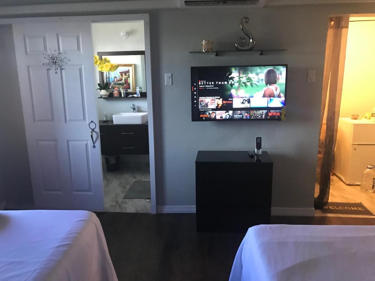 Abacus Jamaica The Zana Suites Kingston Bagian luar foto